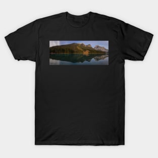 Emerald Lake, Alberta T-Shirt